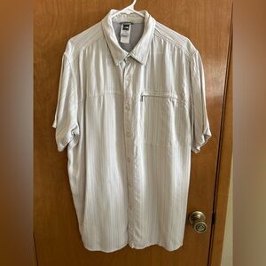 The North Face Shirt Men's XL Cream Button Up Zip Pocket Short Sleeve Outdoor